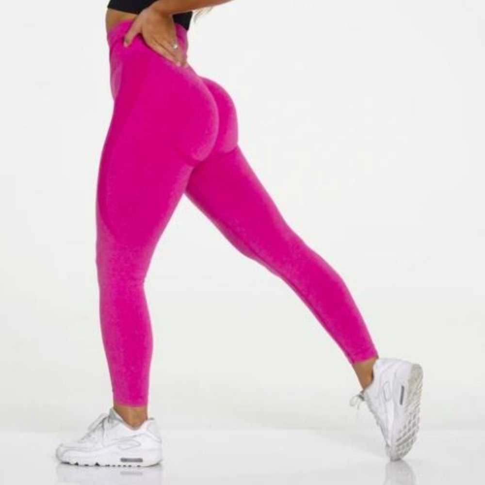 NVGTN Fuschia Leggings Medium